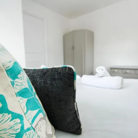 Marine Cottage - Parking - By Brighton Holiday Lets Extérieur photo